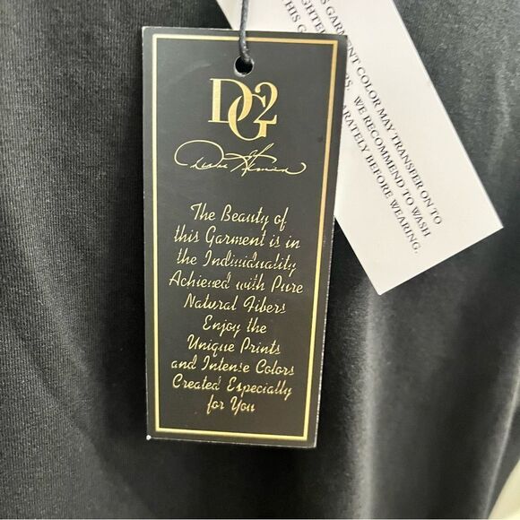 NWT DG2 Short Sleeve V Neck T-shirt With Crocheted Neckline Size Large - Picture 7 of 11